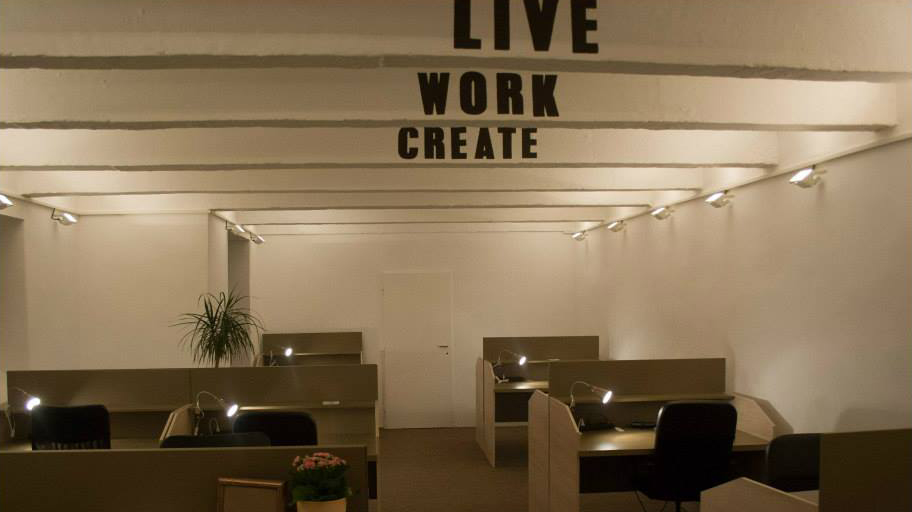 Dvojbodka Coworking